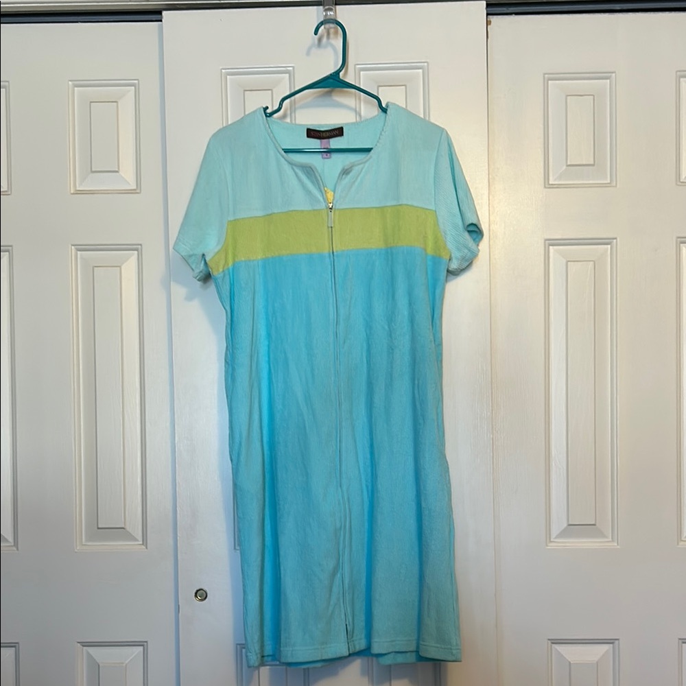 Tommy Bahama Blue and Yellow Dress